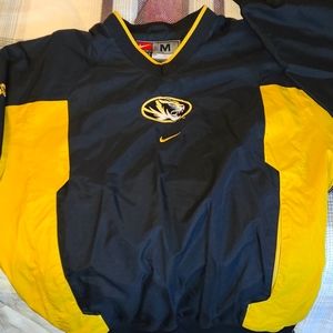 Retro Nike Mens M Mizzou Tigers. Pullover Windbreaker Jacket V Neck Nike